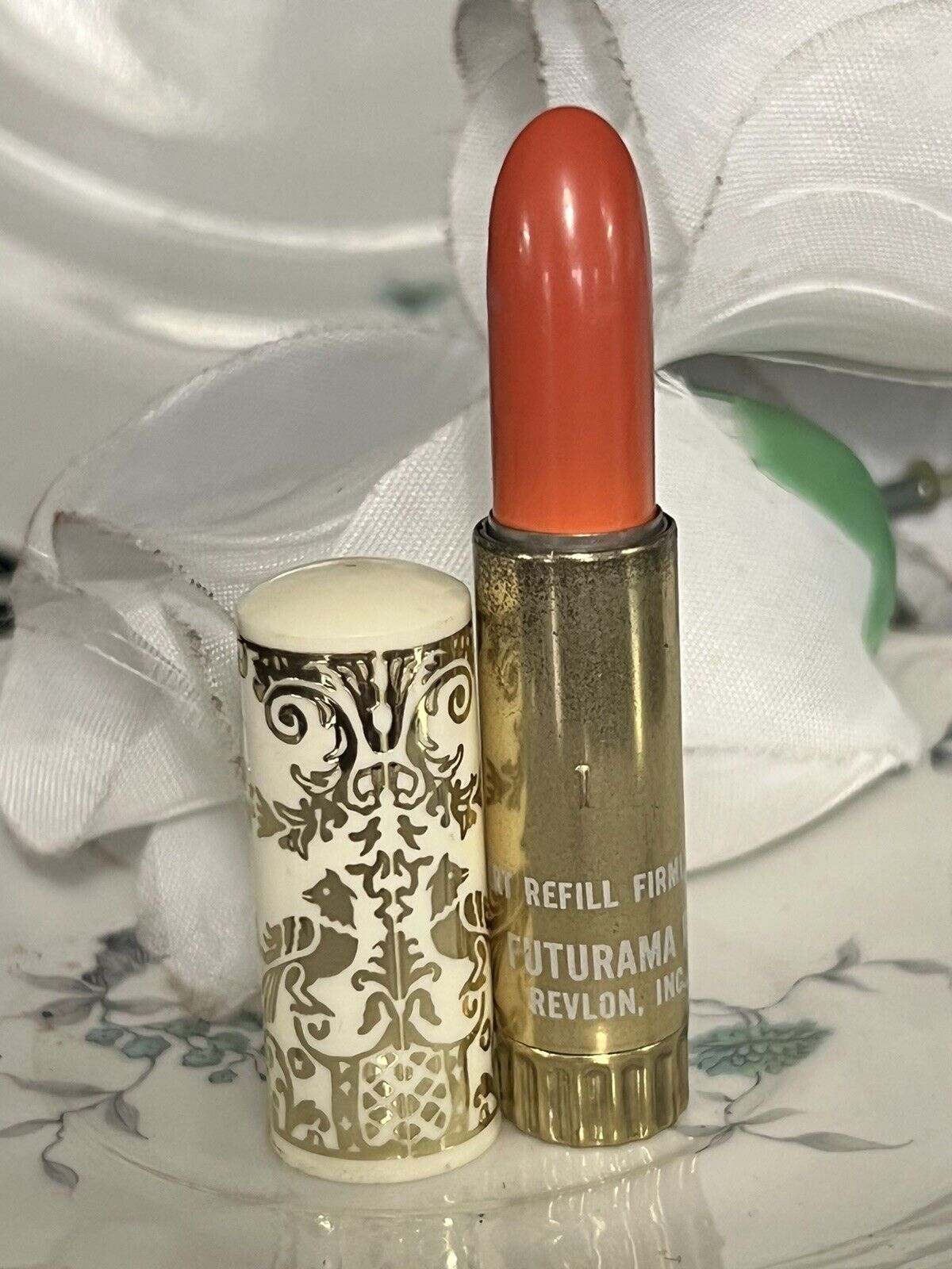 VINTAGE Revlon Futurama Lipstick Refill Collectible Lustrous LITTLE RED RED  NEW
