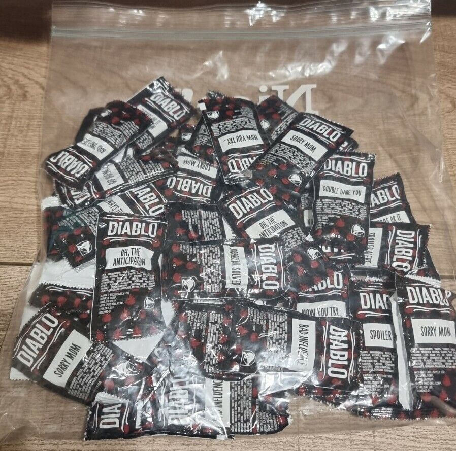 50 Taco Bell Diablo Sauce Packets -- New And Sealed Free Fast Shipping