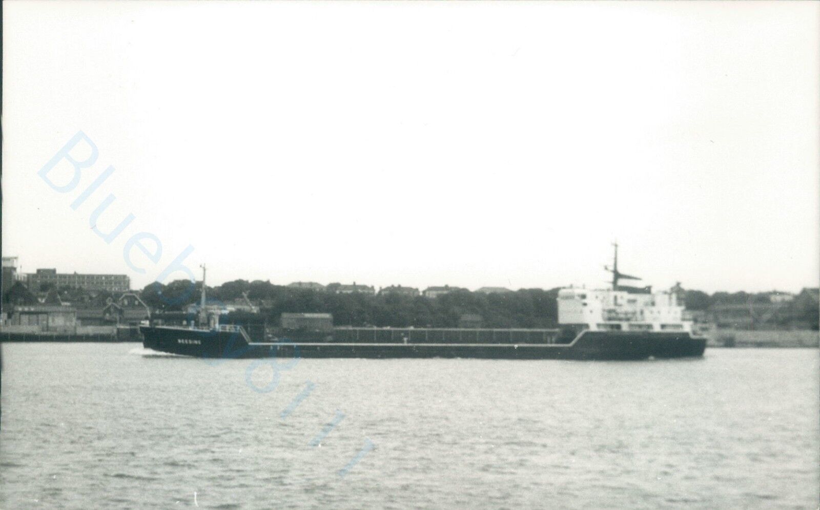 British MV Beeding off tilbury 1982 ship photo