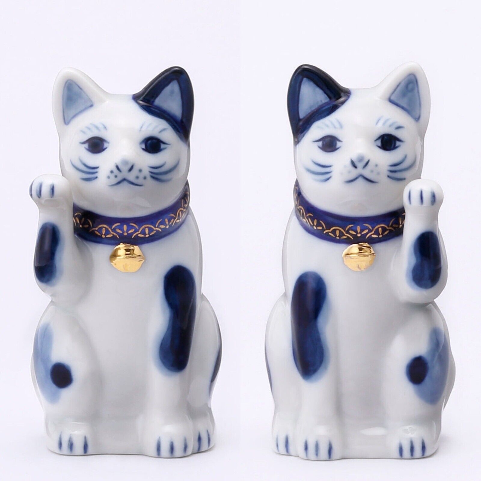 Japanese Hand Painted Lucky Cat SETO Maneki Neko Pair 9cm Blue & White Ceramics