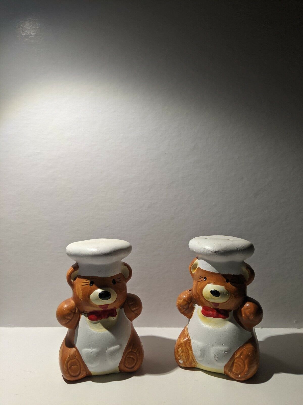 salt and pepper shakers chef bears