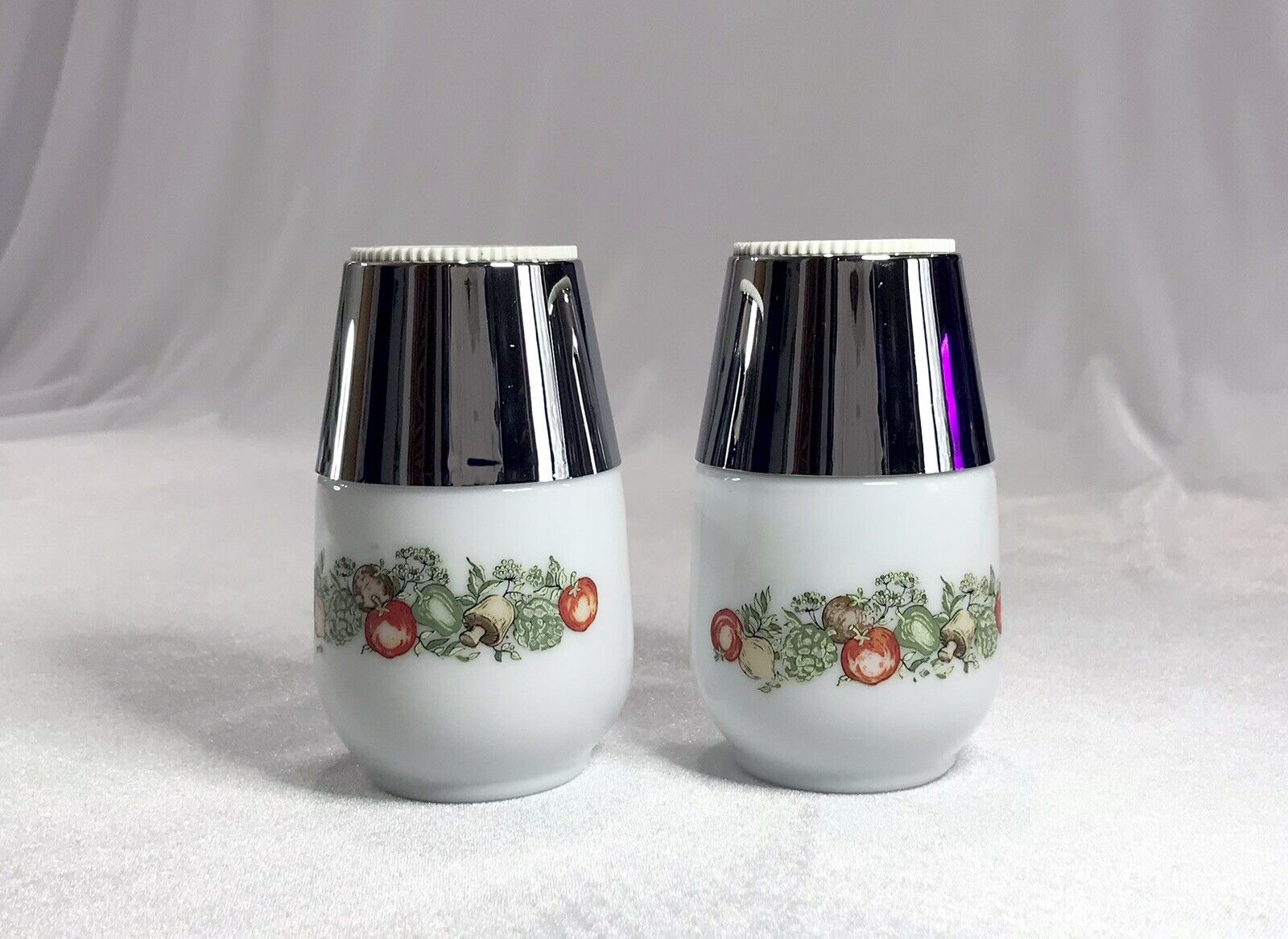 2 Spice of Life 4 oz SPICE SHAKERS Gemco Dial Top Spice Range Set