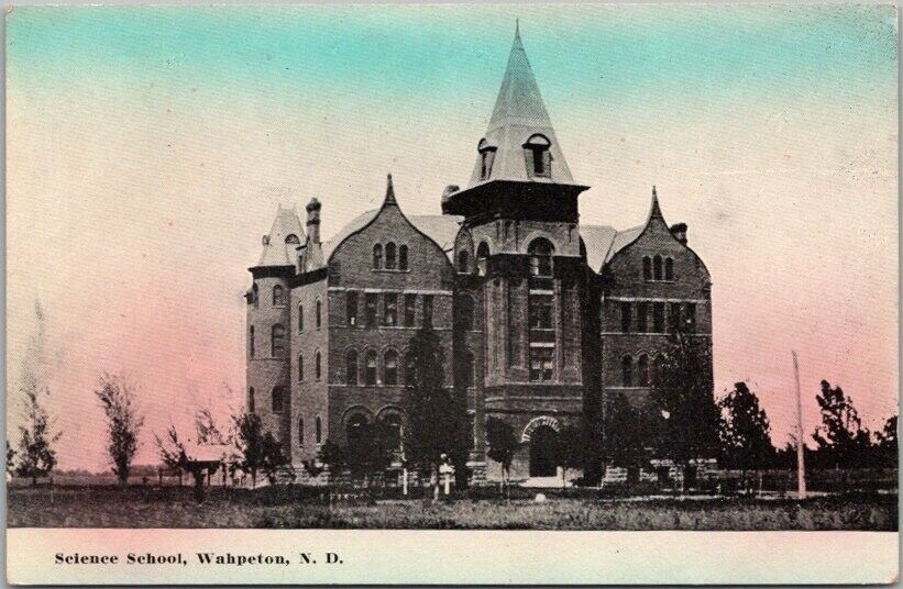 Vintage 1910s WAHPETON, North Dakota Postcard \