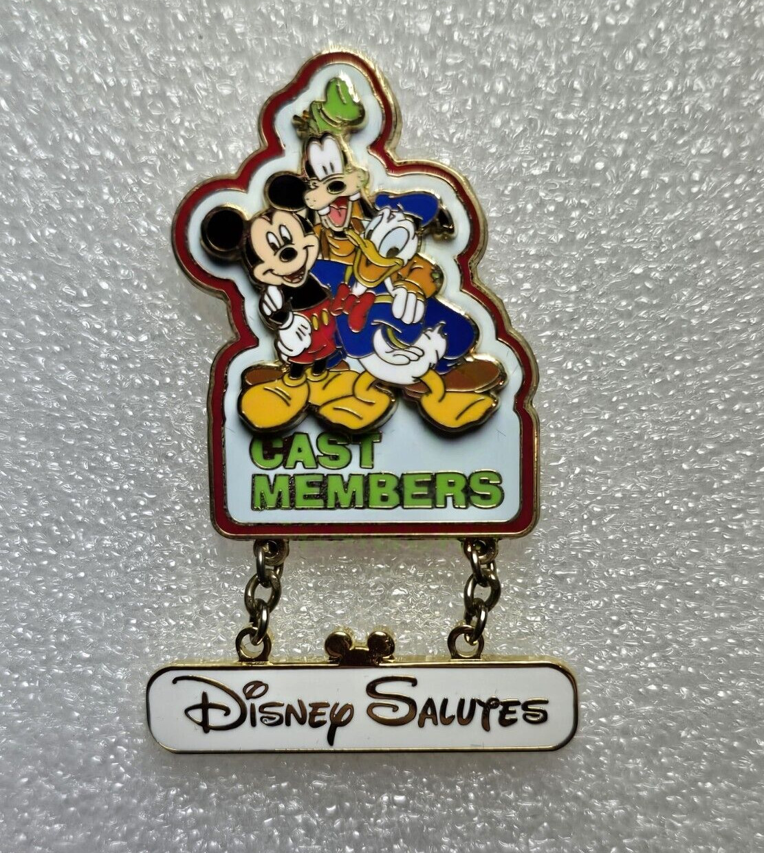 Disney Pin 10236  Disney Salutes - Cast Members 2002 Mickey Donald Goofy