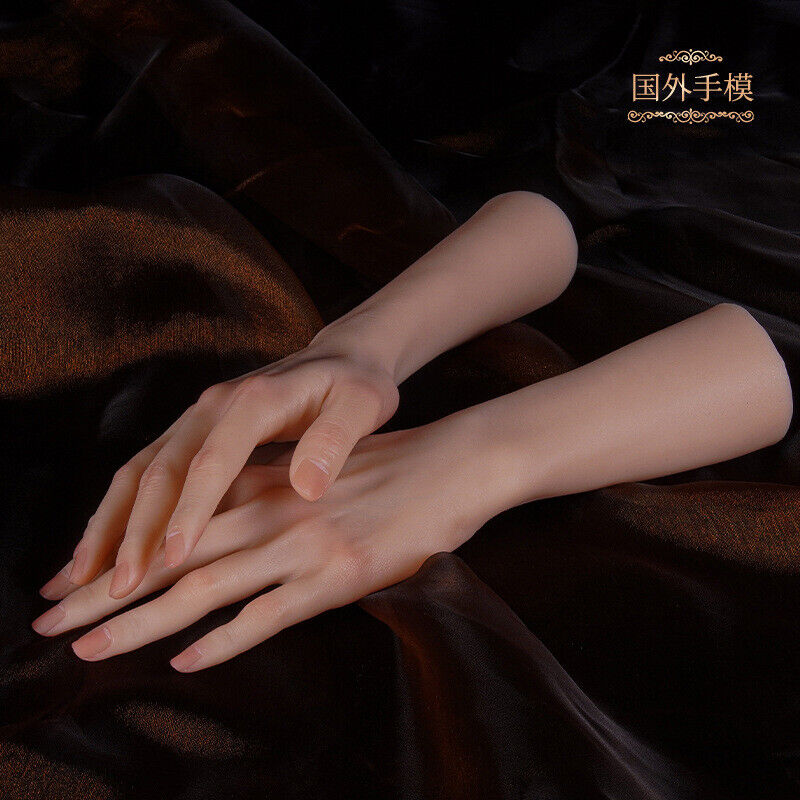 3D Real Person Imitation Silicone Hand Model Painting Fake Hand Display Props
