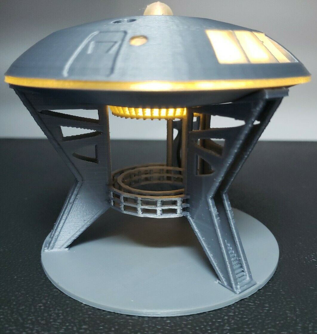 Jupiter 2 [from Lost in Space] - with Light & Gantry Stand - small