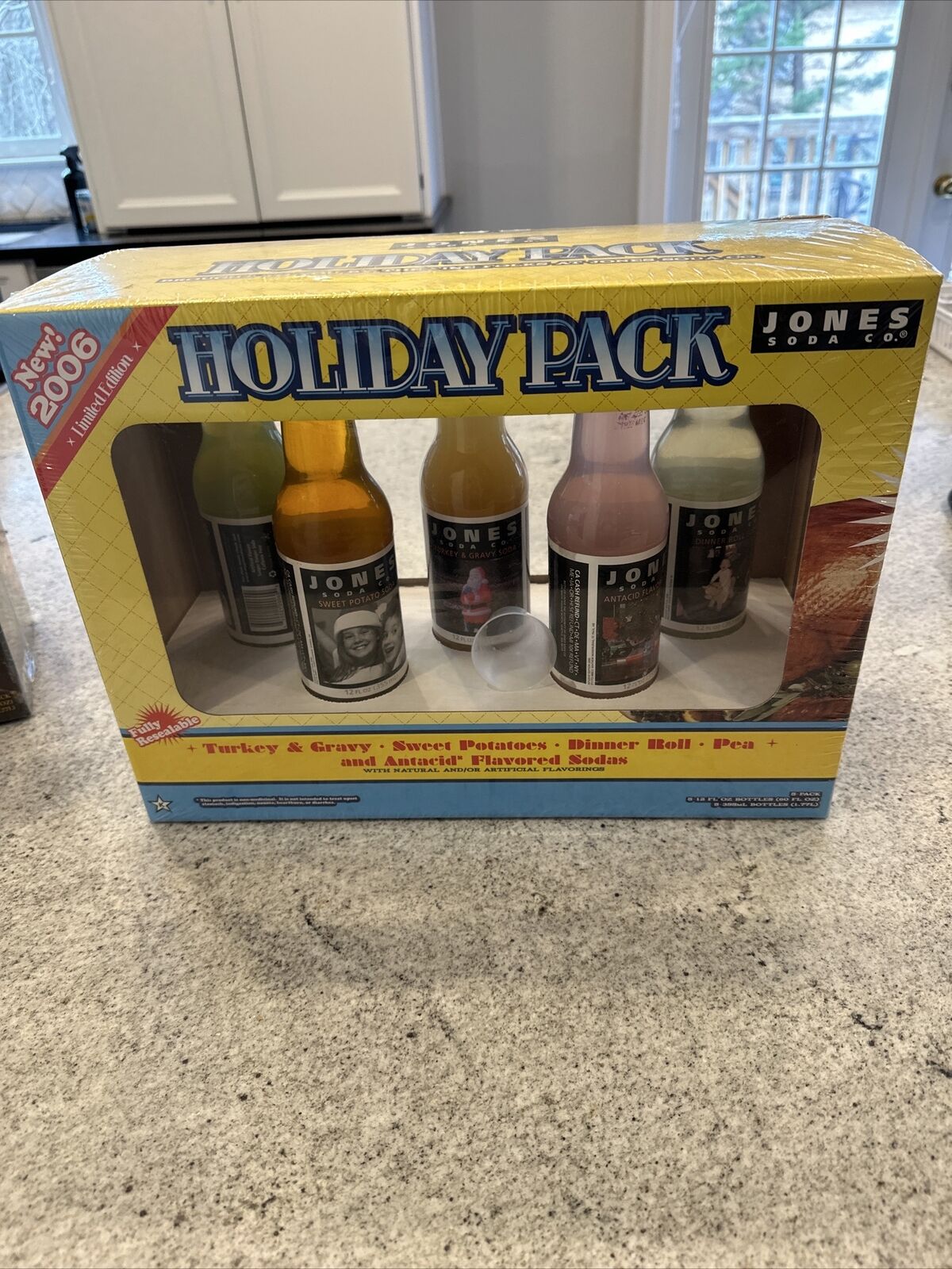 NEW 2006 Limited Edition Jones Soda Co Holiday Gift Pack Set (Sealed)