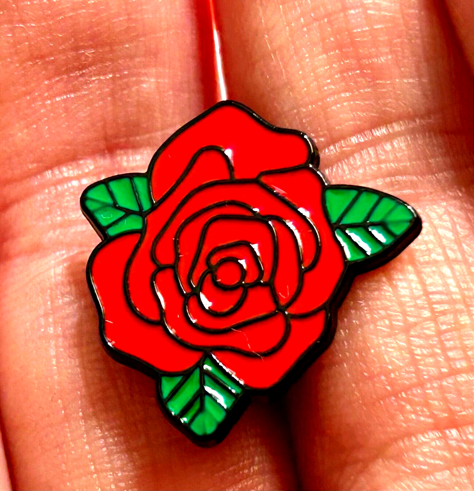 British Red Rose Lapel Pin Badge Brooch Lancashire , Red Cross ... Brand New