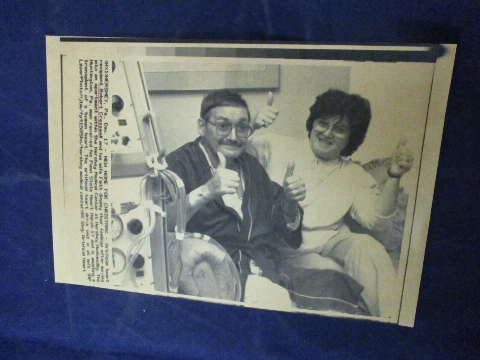 1986 Robert Creswell artificial heart recipient & wife Hershey Wire Press Photo