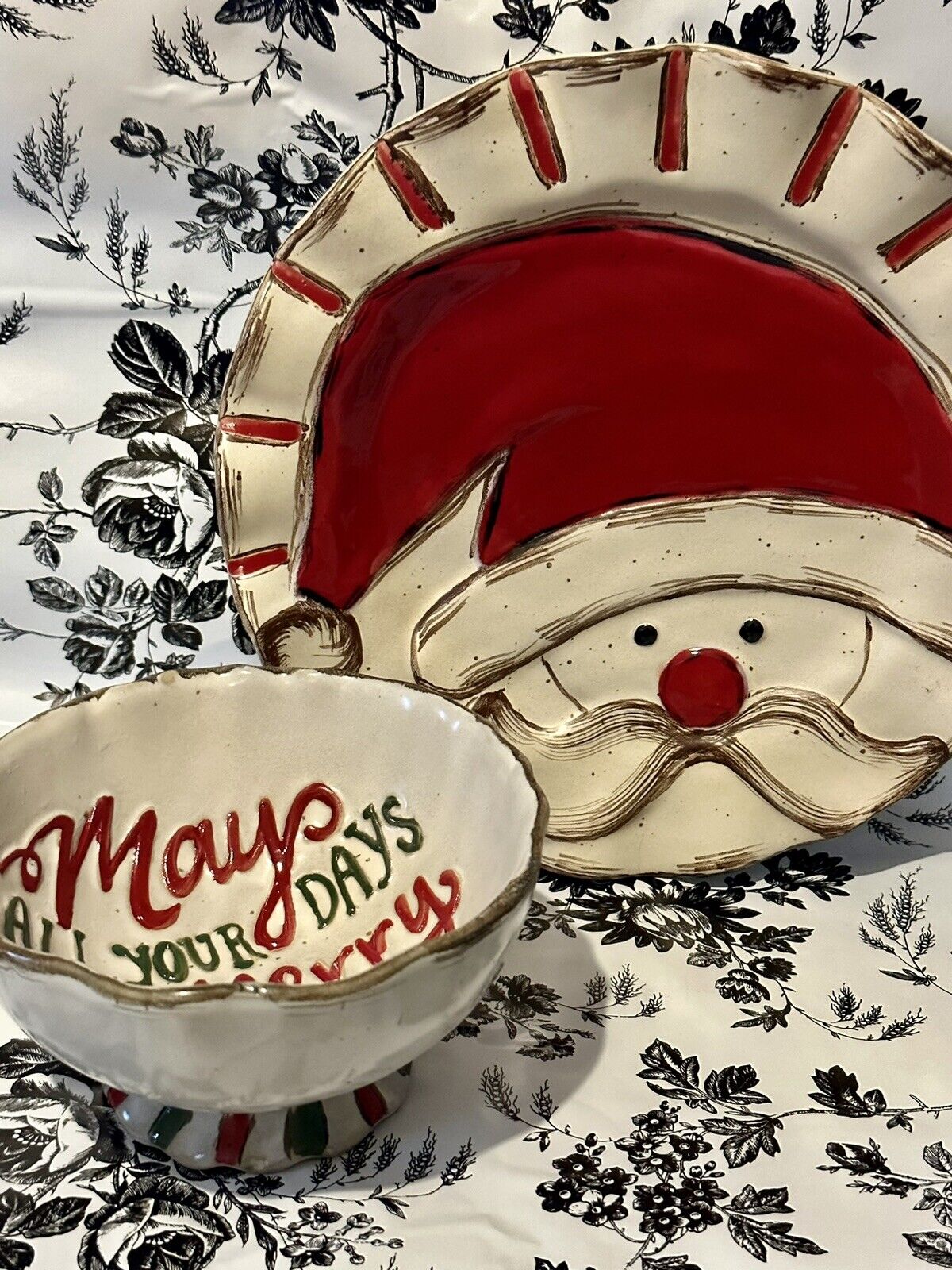 MUD PIE Holiday Christmas Ceramic Pedestal Dip Bowl And Cheese Plate