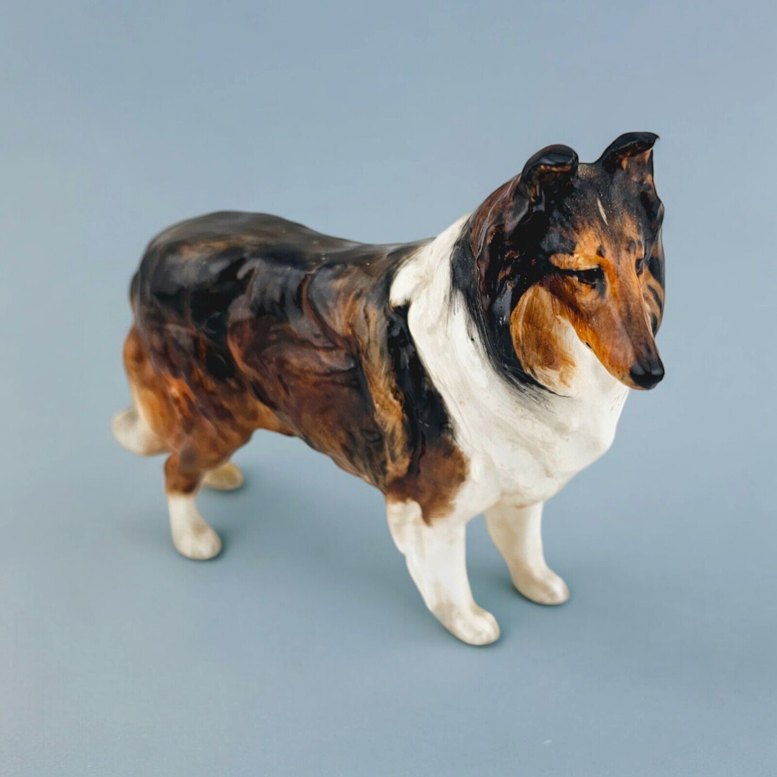 Royal Doulton Collie Dog Figurine Bone China Made In England HN1059  