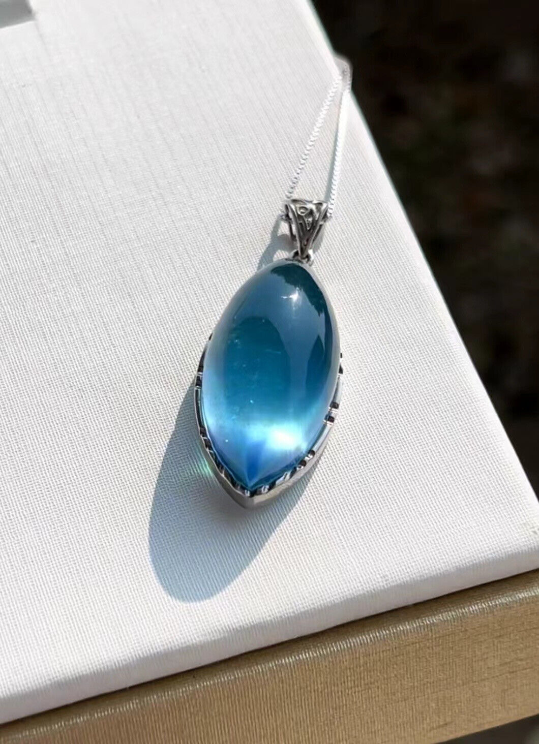 32*15mm Natural Blue Aquamarine Gemstone Translucent Carving Pendant AAA