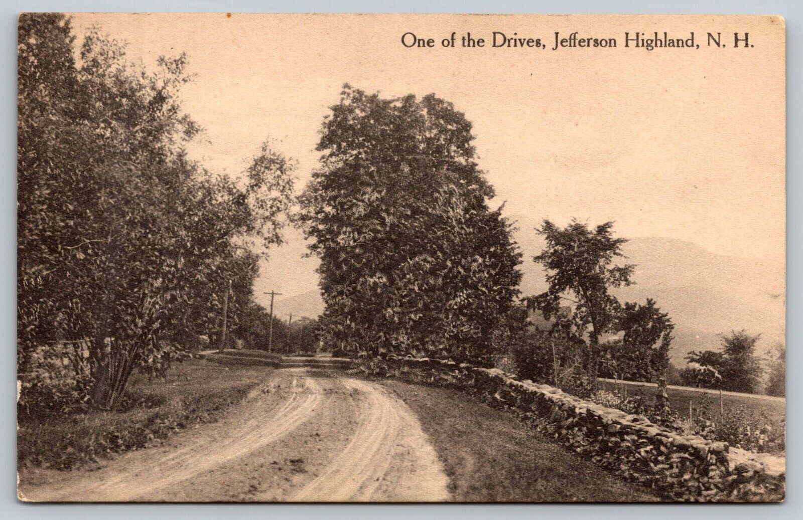 ONE OF THE DRIVES JEFFERSON HIGHLANDS NEW HAMPSHIRE NH VINTAGE POSTCARD