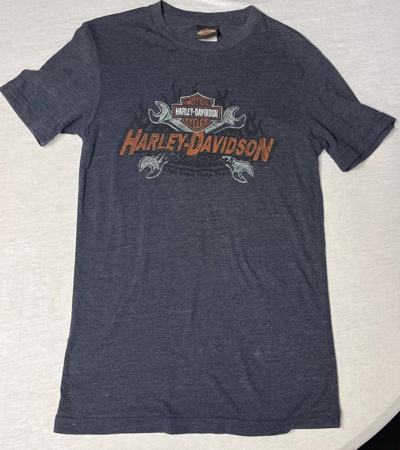 2012 Cayman Islands Harley Davidson Ladies T-shirt Graphic Both Sides Sz Small