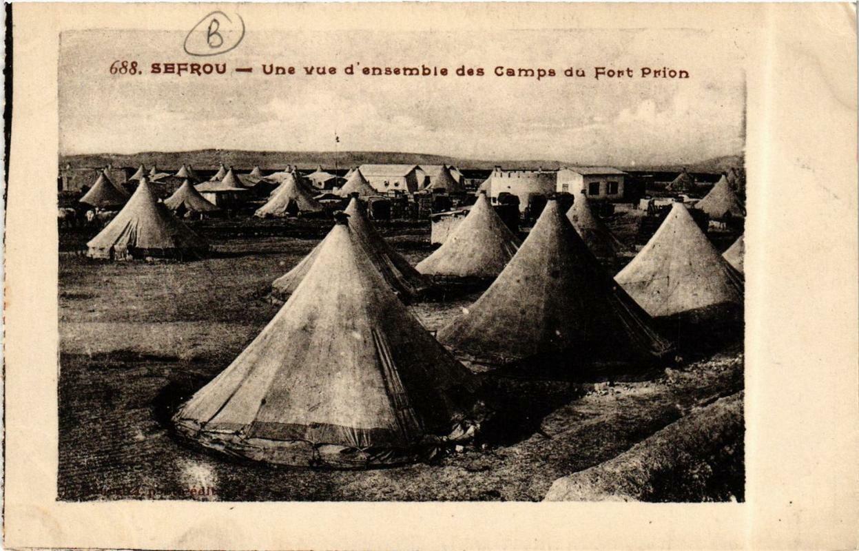 CPA AK MOROCCO SEFROU AN Overview of the Camps of Fort Prion (720153)