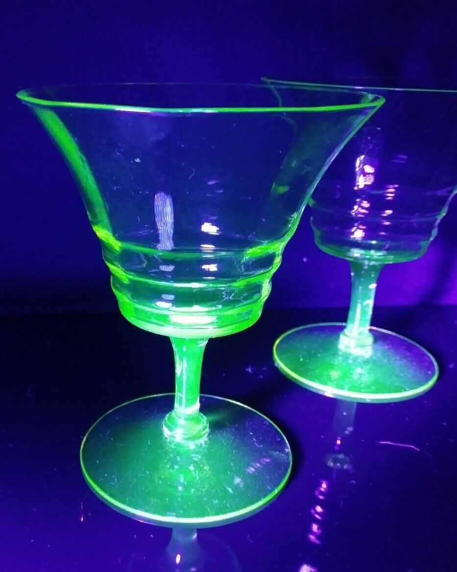 2 Vintage Yellow Depression Uranium Ribbed Stemware Wine/Water  Glasses - EUC