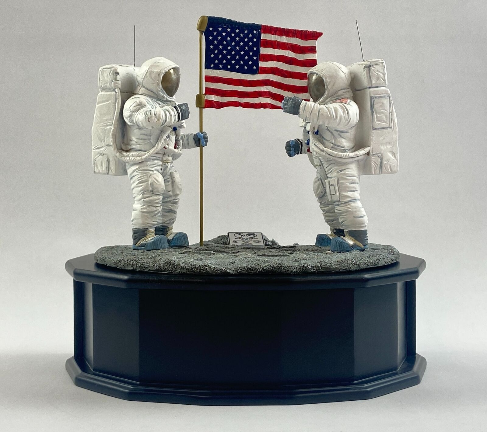 Apollo 11 Moon Landing 50th Anniversary Coin Collection Figurine