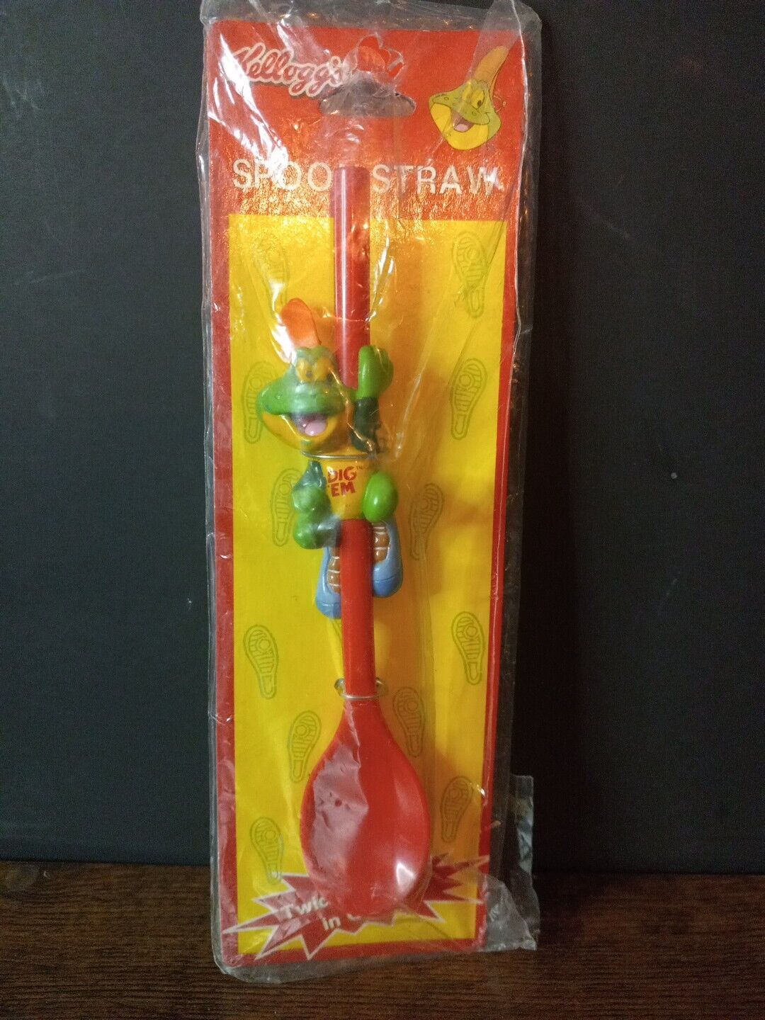 Vintage 2000 Dig Em Frog Spoon Straw Kelloggs Factory Sealed New Cereal box toy