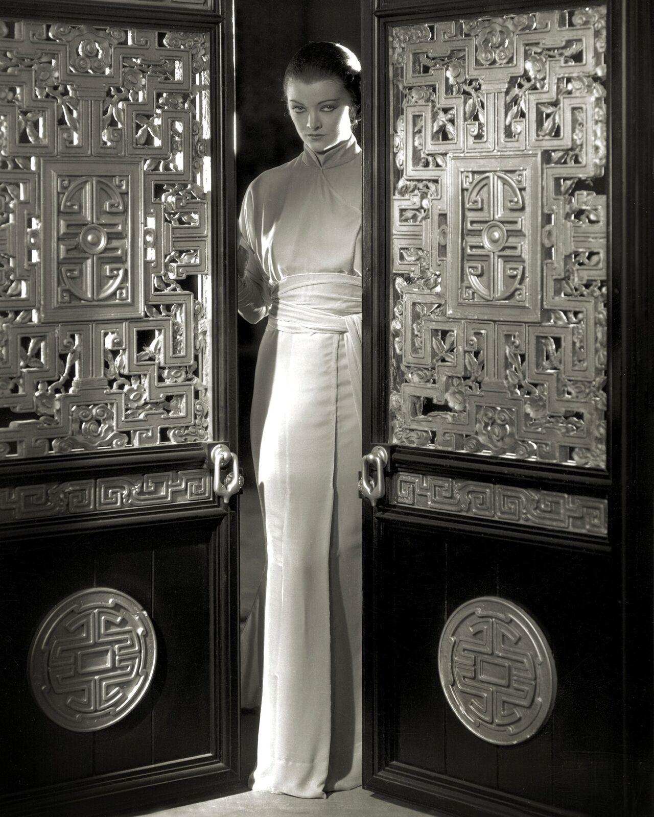 1932 MYRNA LOY in THE MASK OF FU MANCHU Photo   (228-U)