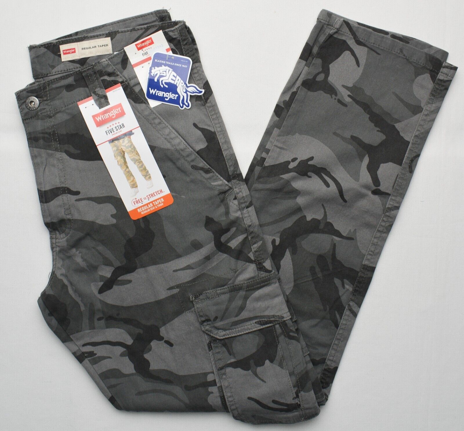 Wrangler #11343 NEW Men's Camouflage Regular Taper Stretch Cargo Pants