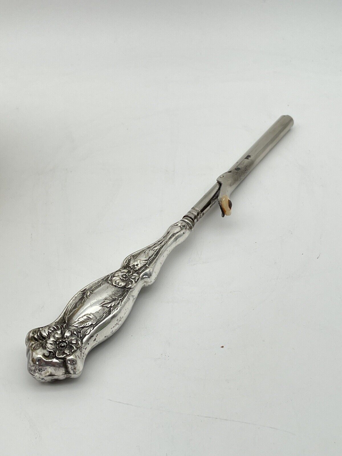 Antique Victorian Hair/Mustache Curler Curling Iron Silver Handle 7 7/8 Floral
