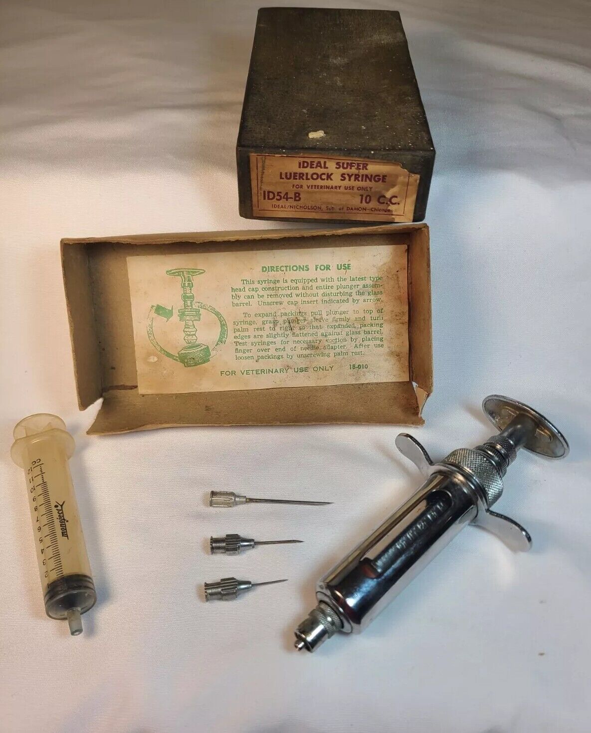 Vintage Veterinary Farm Agricultural Syringe Needle 10cc In Original Box