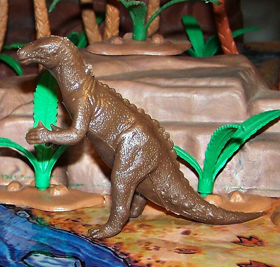 Marx Post-1970s Iguanodon Dinosaur Waxy Brown