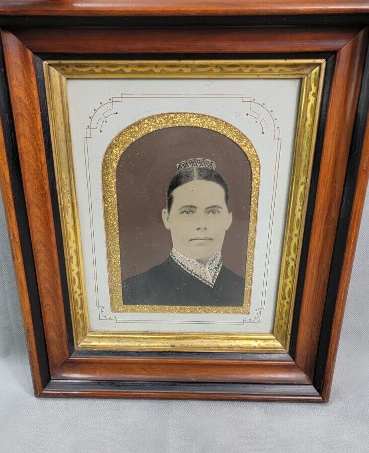 Antique PHOTO Metal Painted WOOD FRAMED Portrait