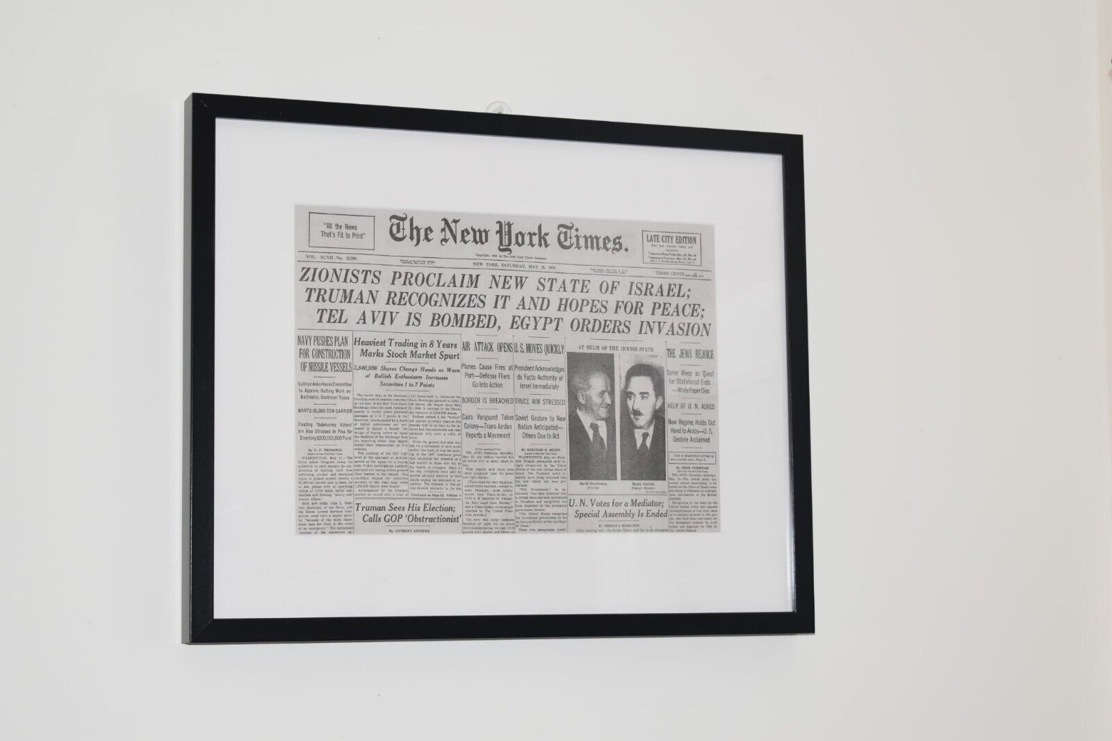 Framed Israel Established New York Times Newspaper of May 15, 1948 (Reprint)