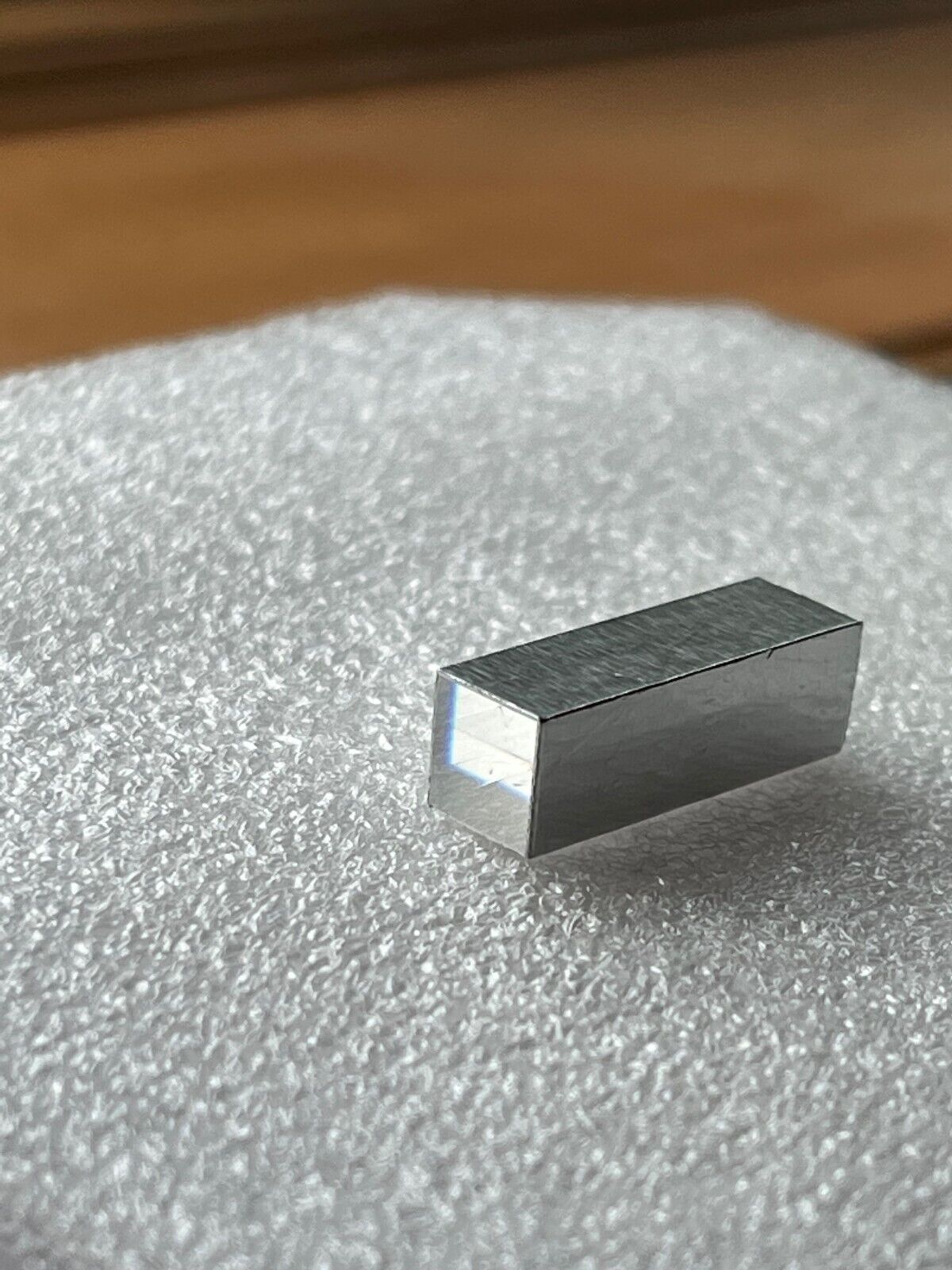 BGO Scintillator Crystal for Radiation Scintillation Detector SiPM BaSO4 coating