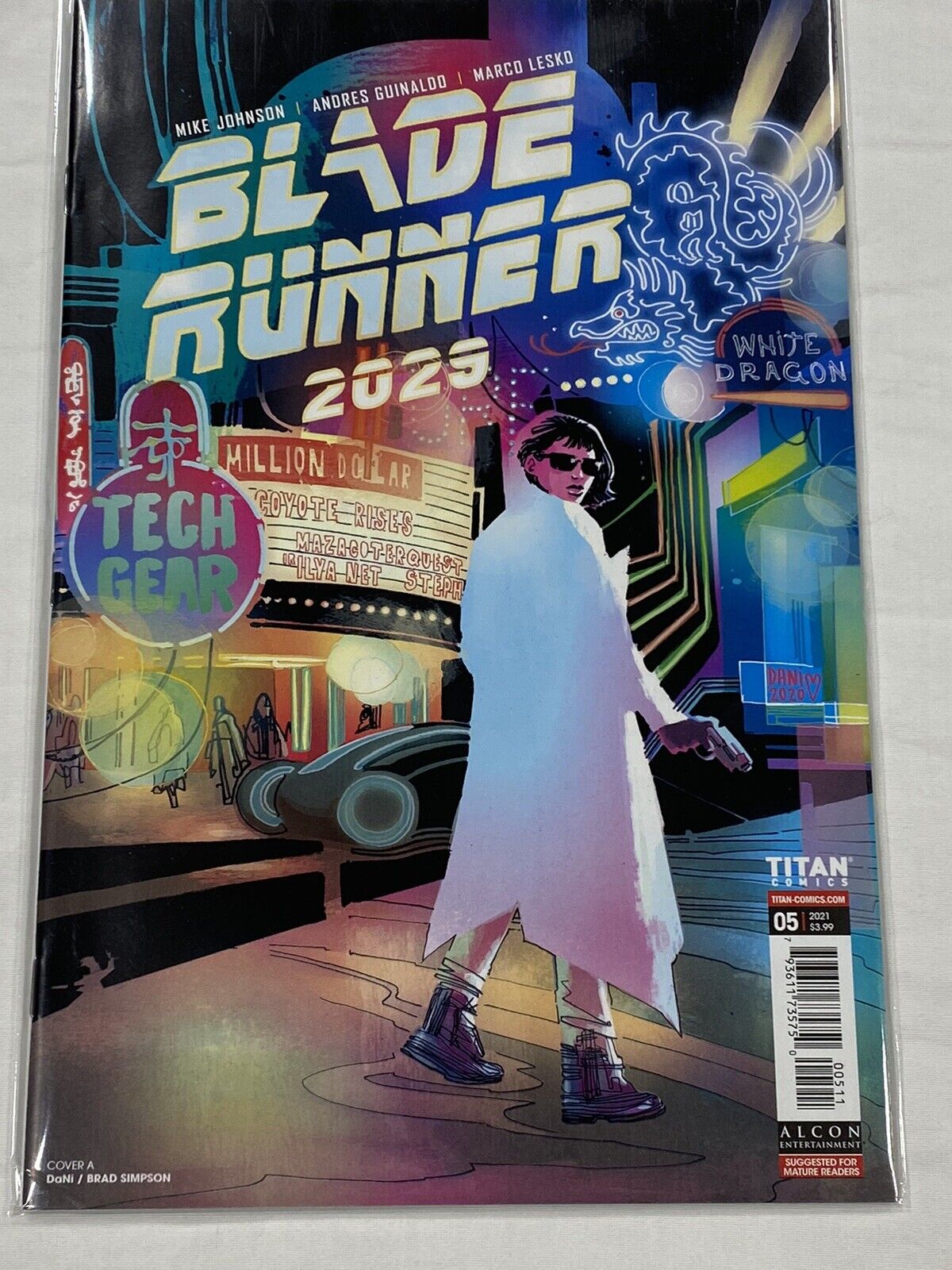 Blade Runner 2029 #5 cover A Titan comics 2021 new mature Comic Book Sci Fi