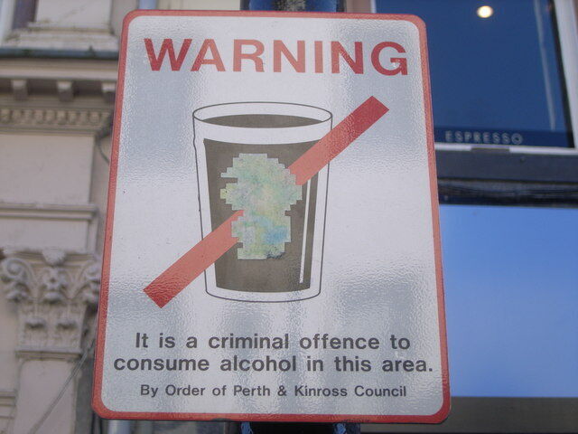 Photo 6x4 No alcohol consumption sign in Perth City Centre  c2008