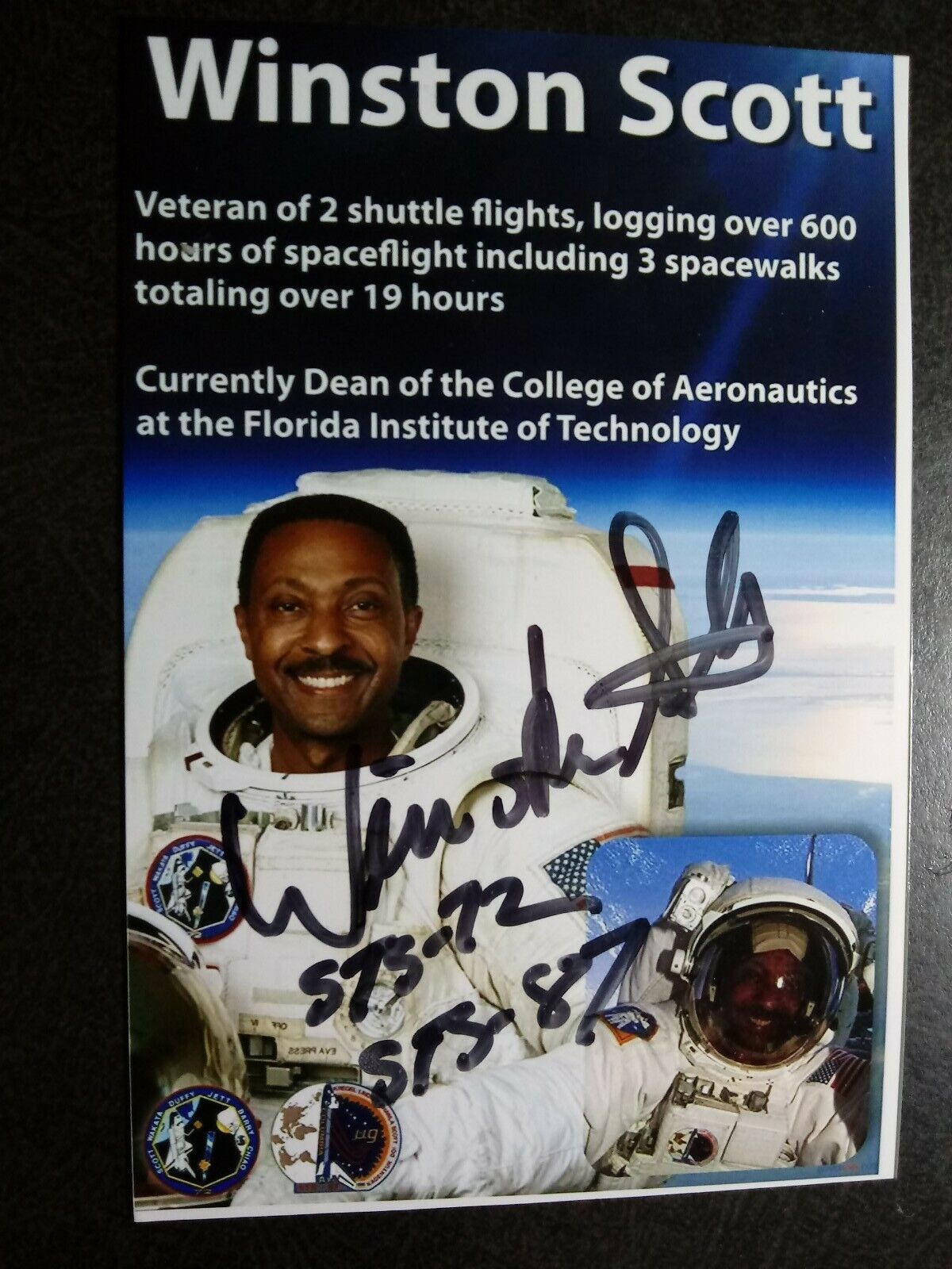 WINSTON SCOTT Authentic Hand Signed Autograph 4X6 Photo - NASA ASTRONAUT 