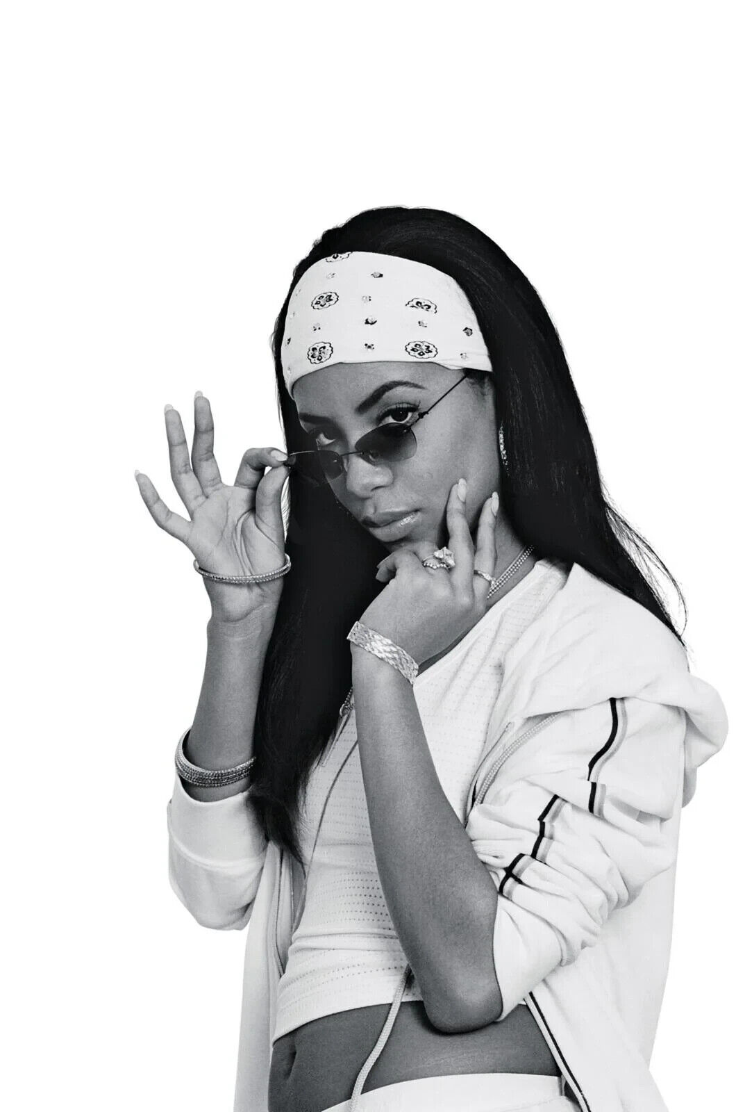 Aaliyah B/W 8x10 Glossy Photo