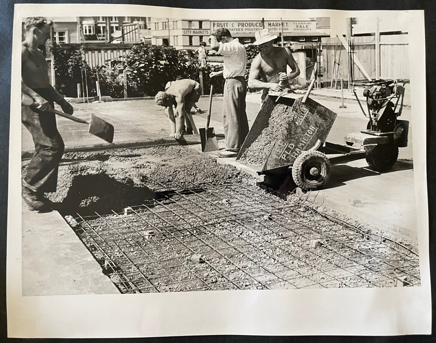 Vintage Mid Century New Zeland Construction Men workers Over 300 photographs Lot