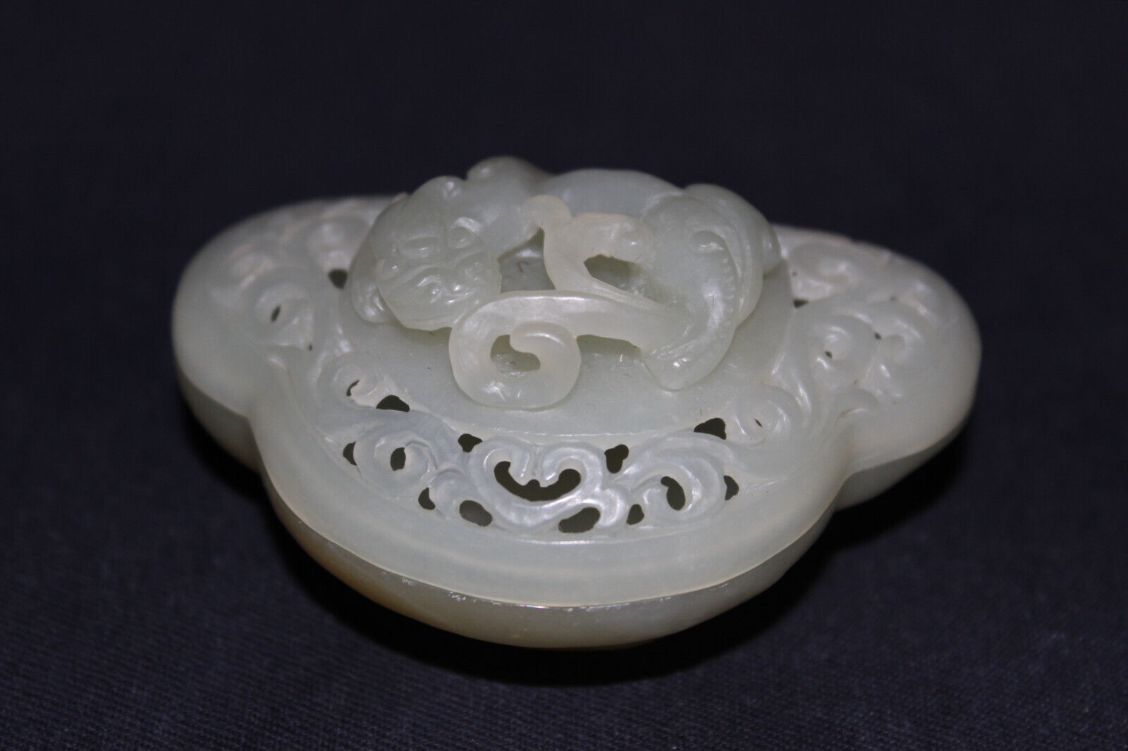 Jade Potpourri Container CH\'IH Dragon on Lid, 19th Century Chinese, Qing Dynasty