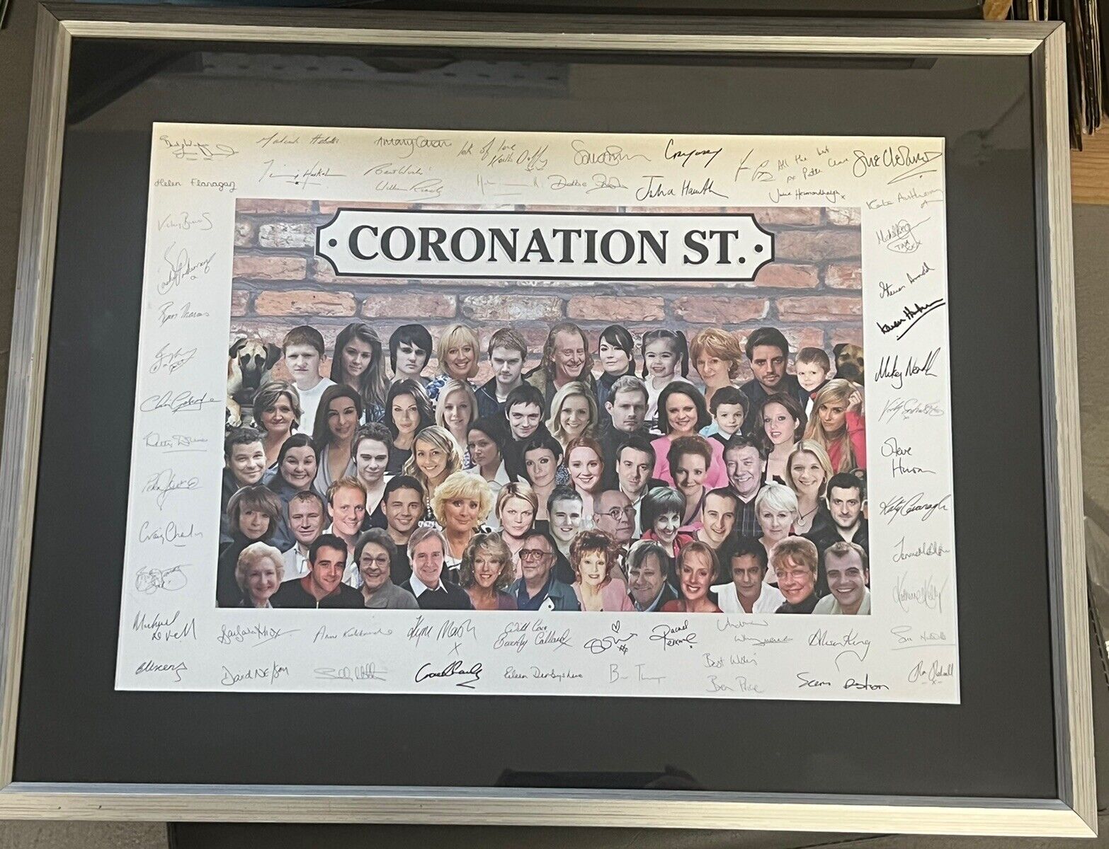 Coronation Street Framed Cast Photo 2010 Printed Autographs With Letter