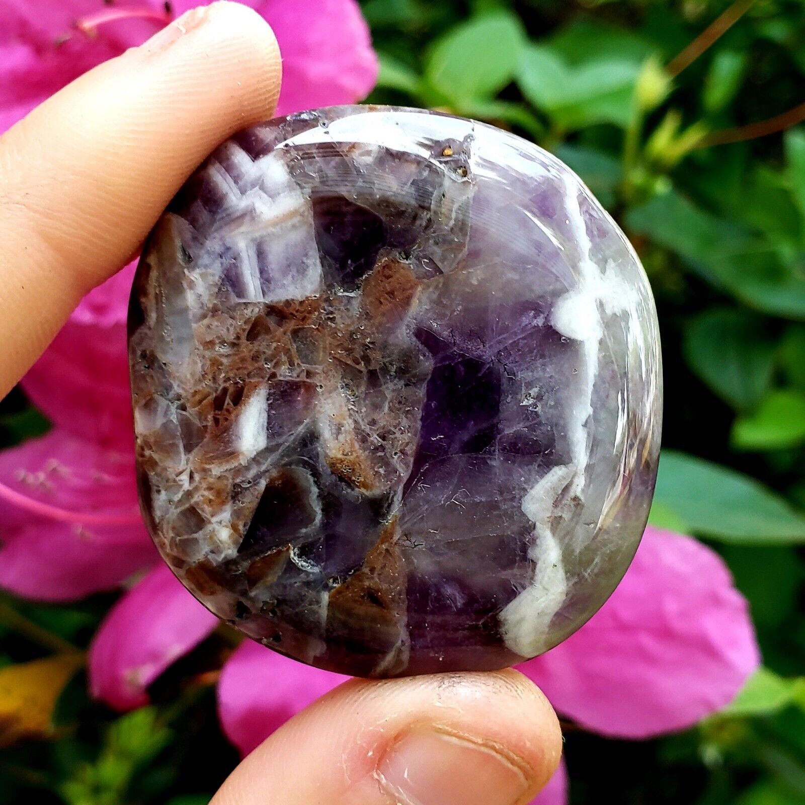 Amethyst worry stone - Natural polished Healing Crystal Gemstone - pc #1