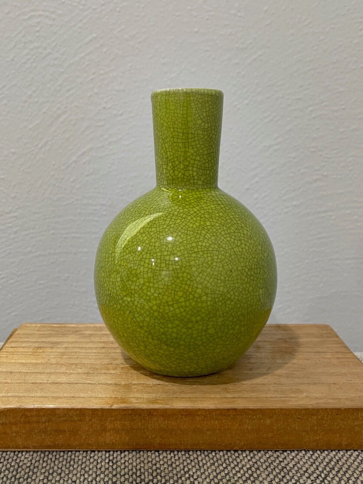 Vintage Chinese Apple Green Glaze Porcelain Bottle Form Vase w/ Qianlong Mark