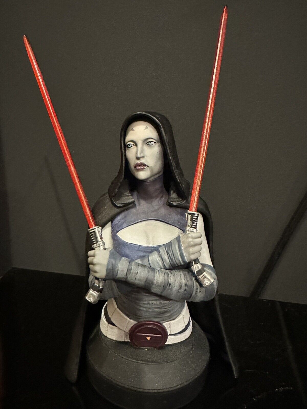 Gentle Giant Star Wars The Clone Wars Asajj Ventress Bust 1/6 Scale  New