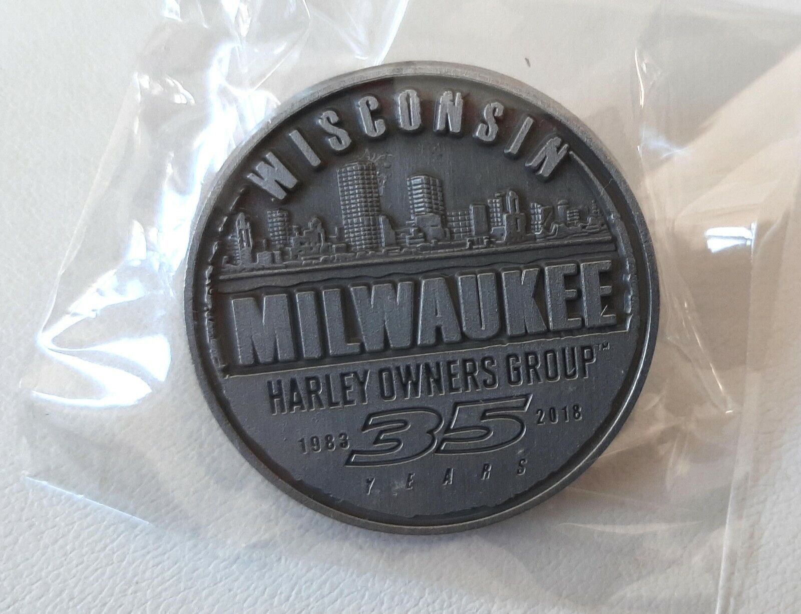 Harley Davidson Milwaukee Wisconsin Harley Owners Group 35th Anniversary Pin NEW