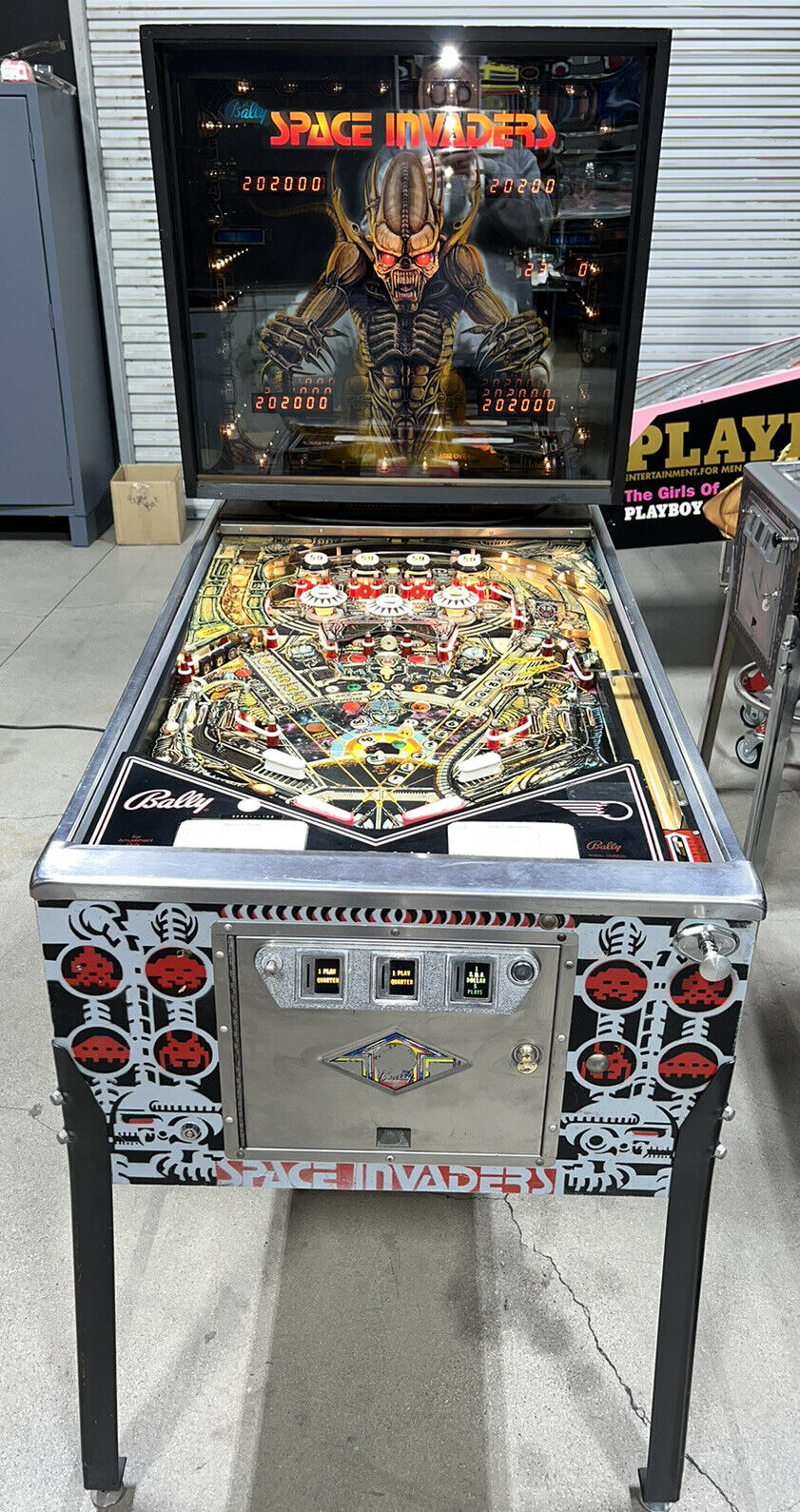 Space Invaders  Pinball Machine 1980 Bally