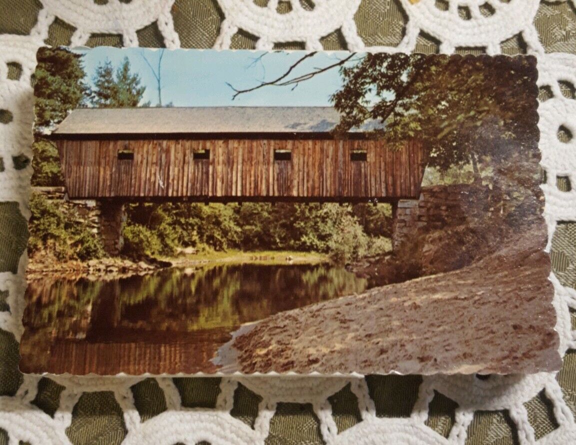 VINTAGE UNPOSTED POSTCARDS ◇◇ LOVEJOY COVERED BRIDGE SOUTH ANDOVER, MAINE