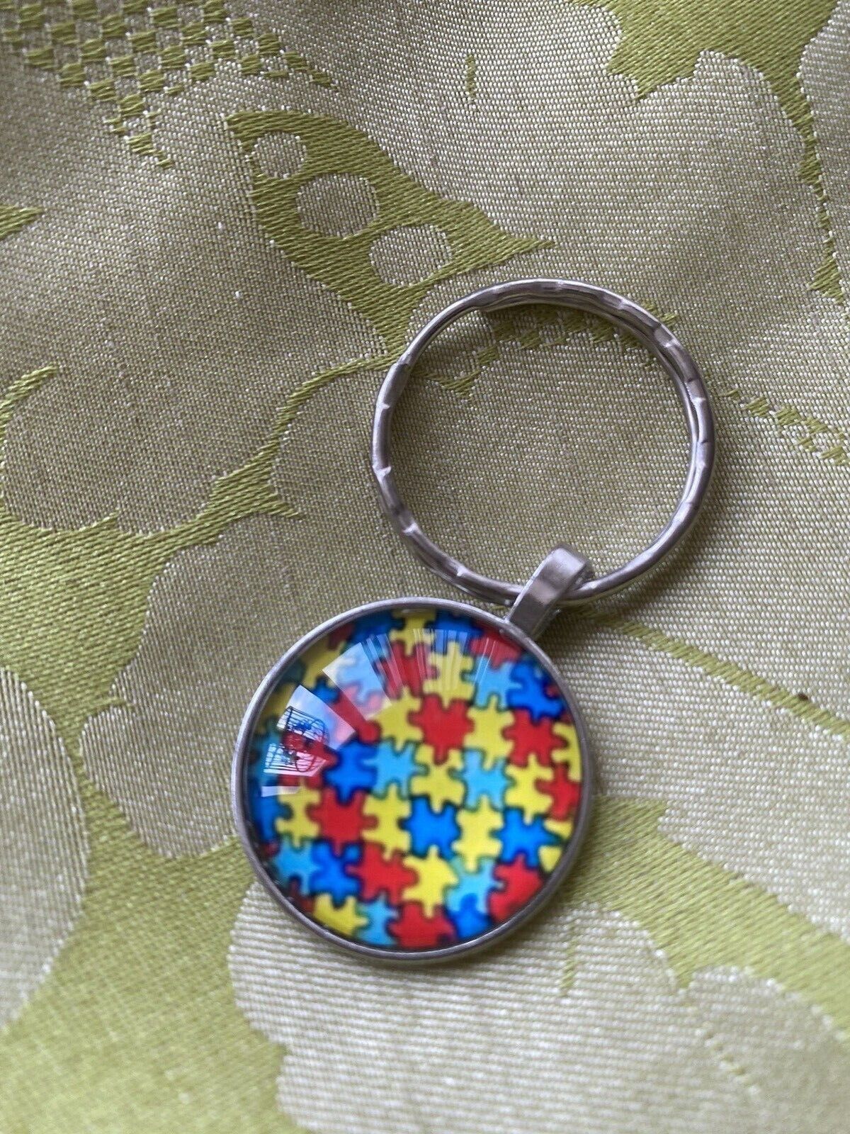 Autism Design Keychain, one inch round cabachon, silver ring, NEW