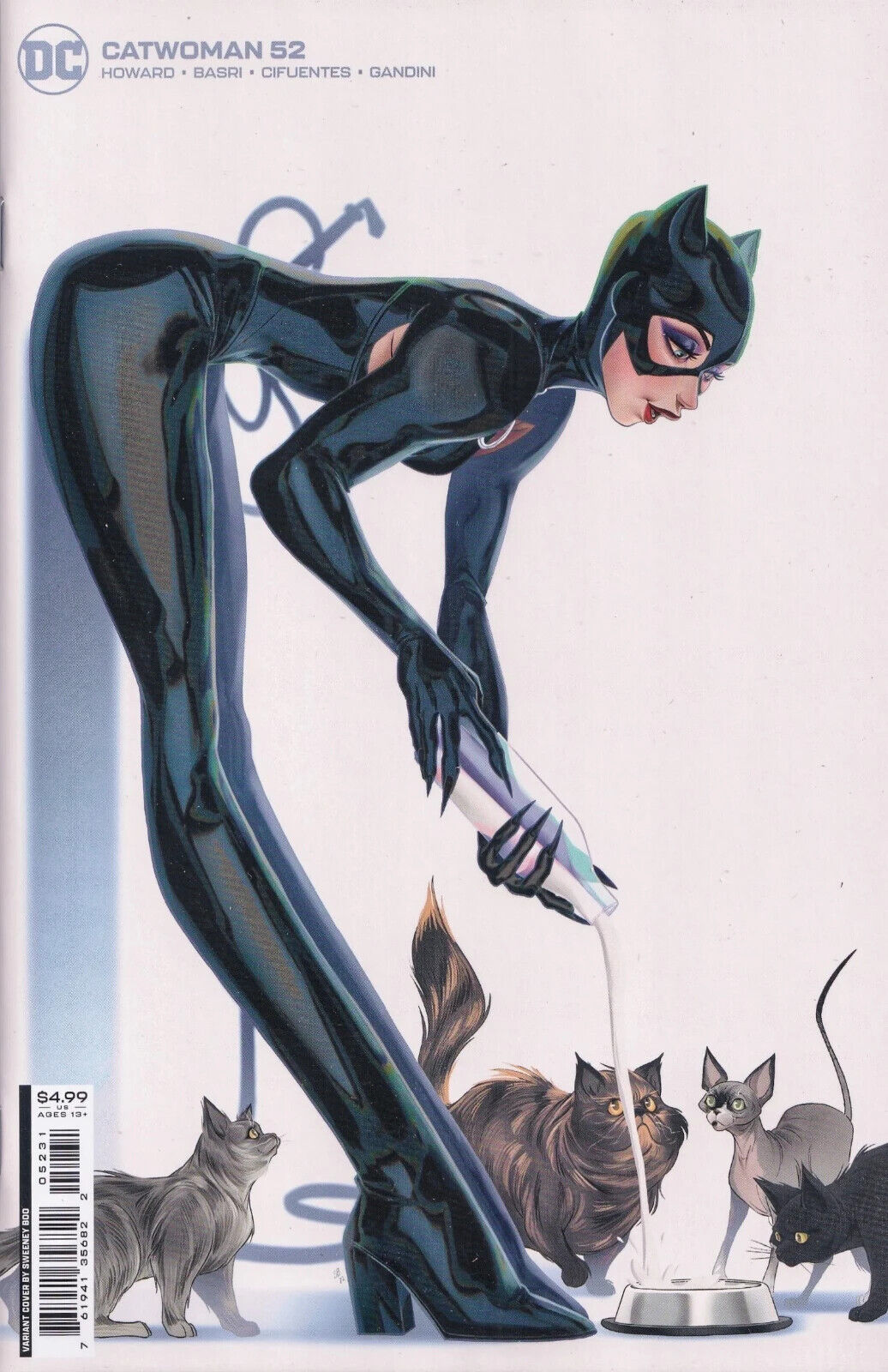 CATWOMAN #52 (SWEENEY BOO VARIANT)(2023) COMIC BOOK ~ DC Comics NM