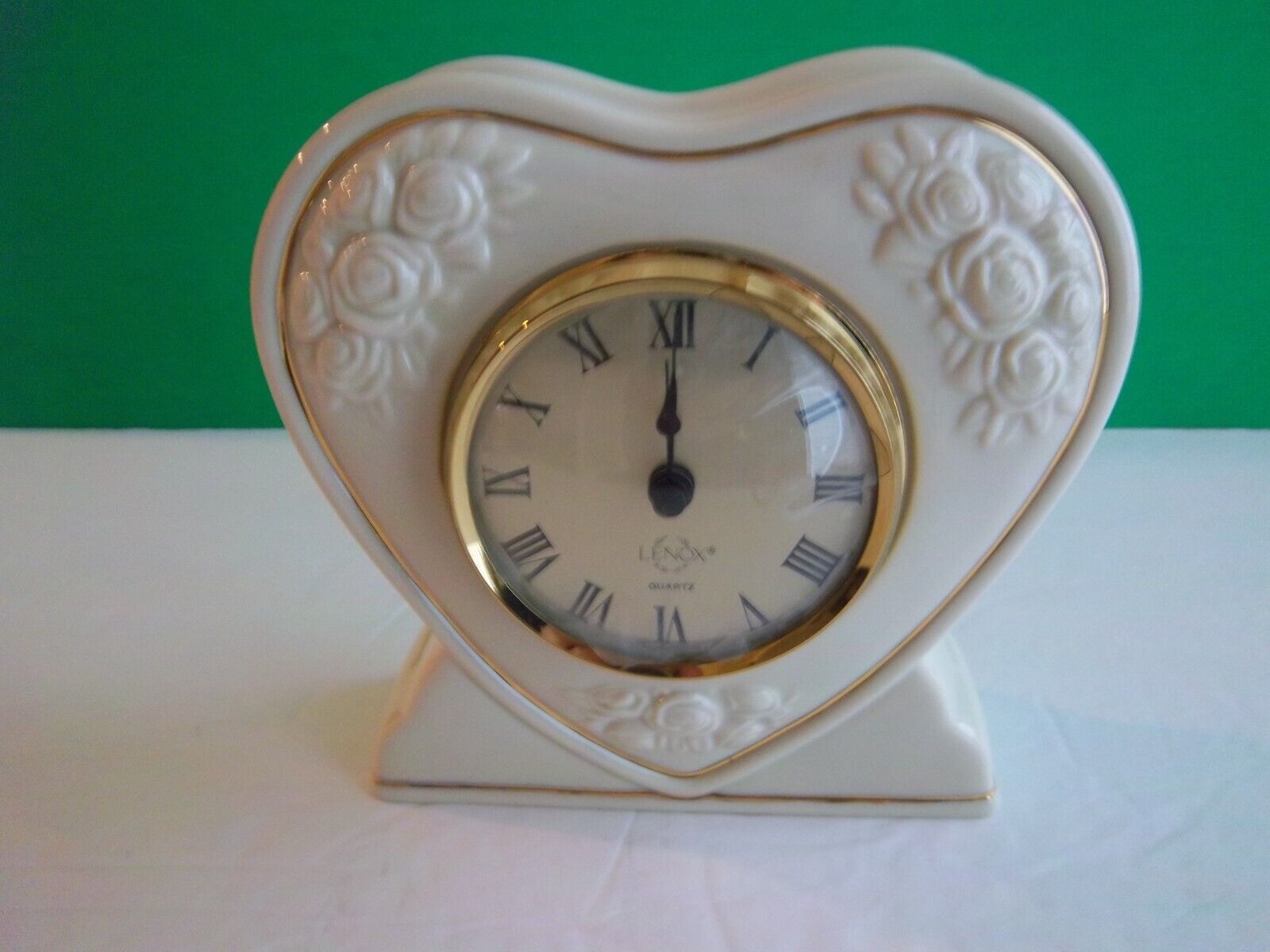 Lenox CLOCK Wedding, Valentine, Love HEART Shaped Clock