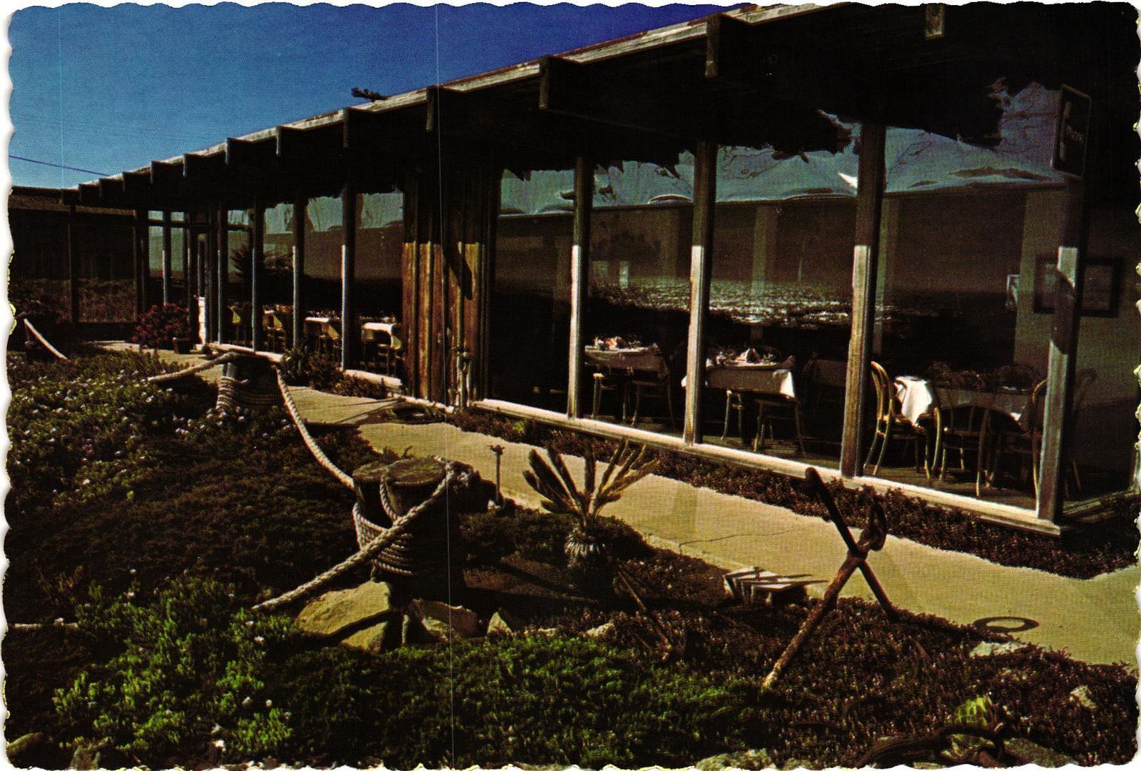 Vintage Postcard 4x6- The Moonraker, Cambria, CA 1960-80s