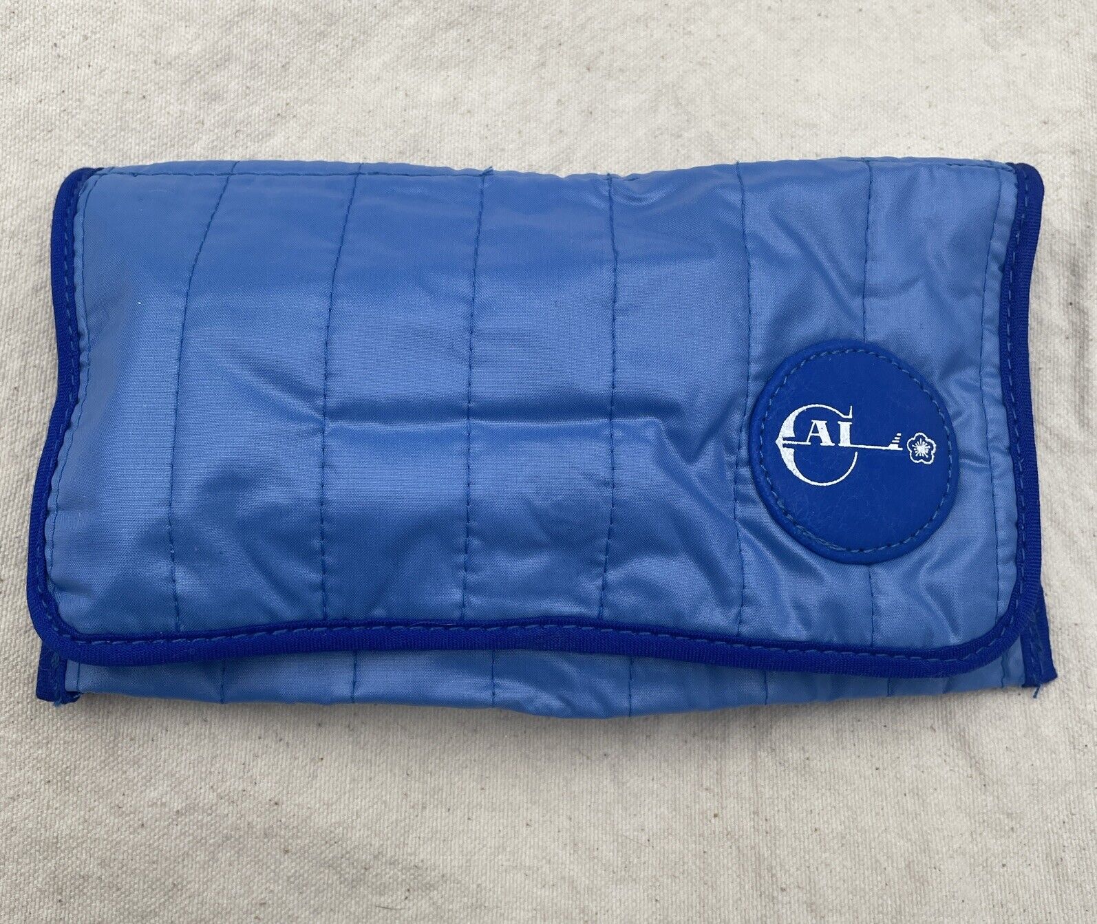 China Airlines Amenity Kit Toiletry Bag Vintage