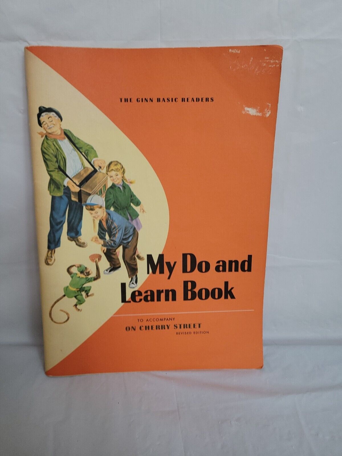 MY DO AND LEARN BOOK TO A COMPANY ON CHERRY STREET GINN BASIC READER 1961