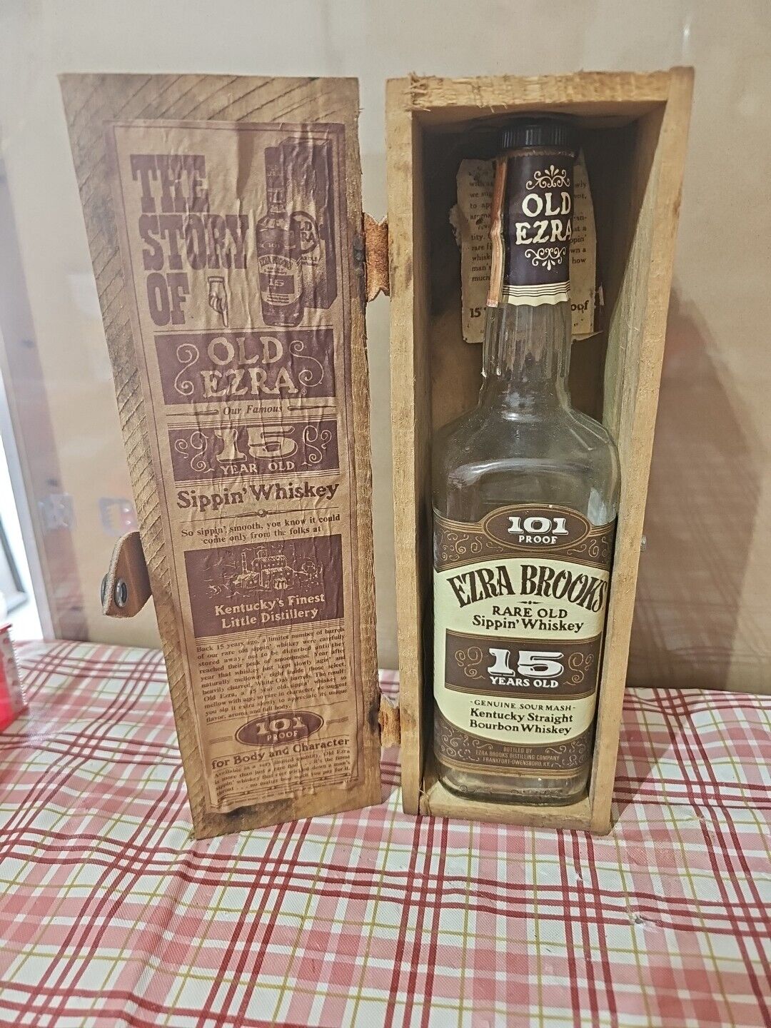 Vintage Old Ezra 15 Year Old Sippin' Bourbon Whiskey Empty Bottle w/ Box